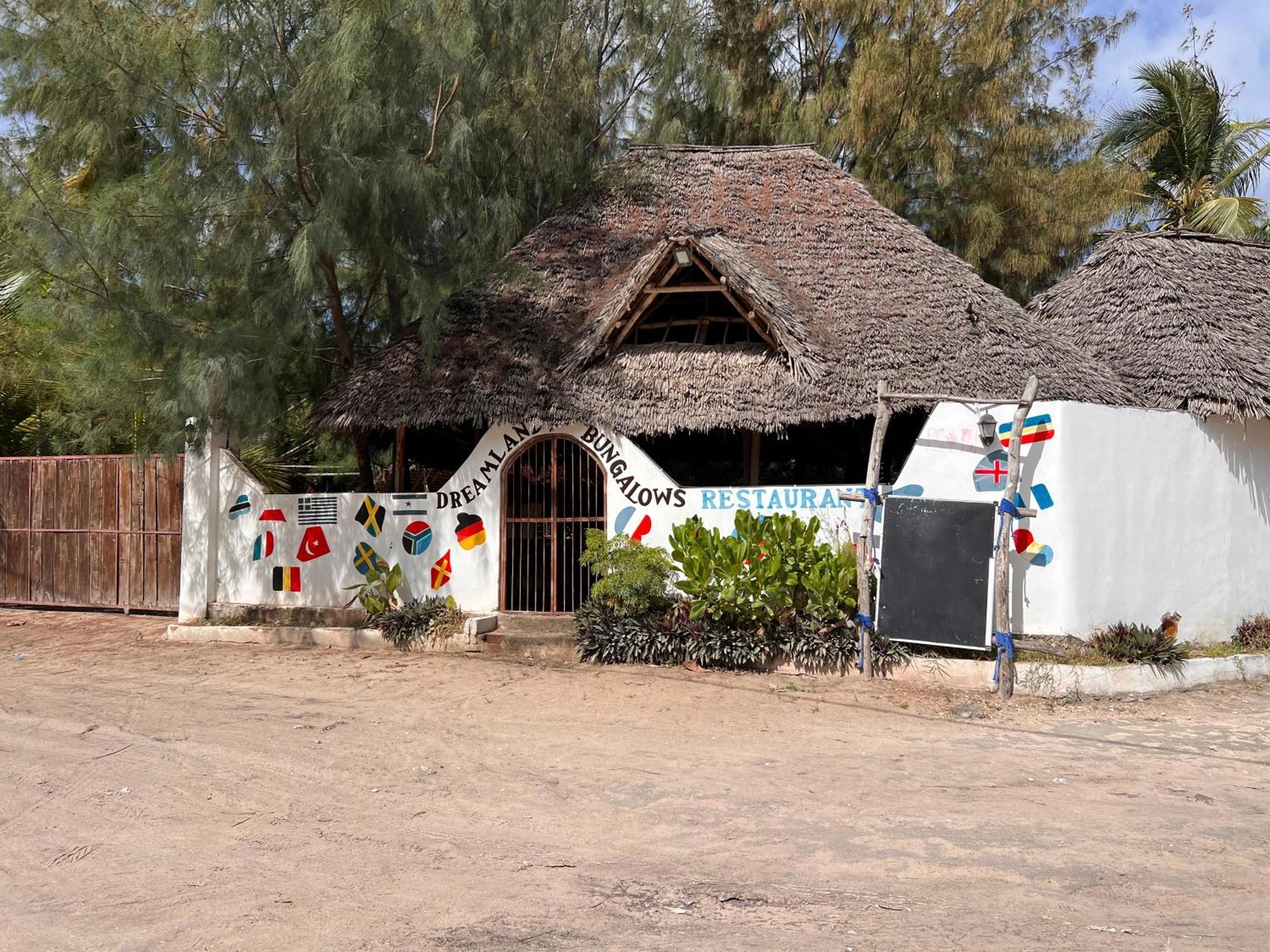 Dreamland Bungalows Michamvi Exterior foto